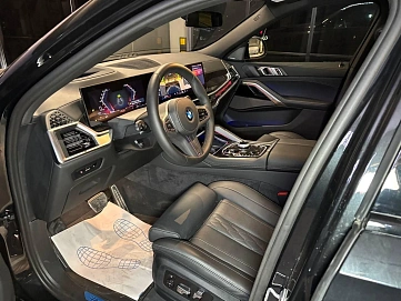 BMW X6, 2024г, полный привод, автомат