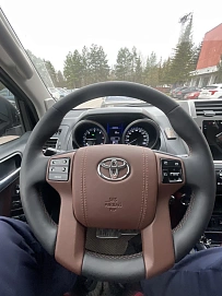 Toyota Land Cruiser Prado, 2015г, полный привод, автомат