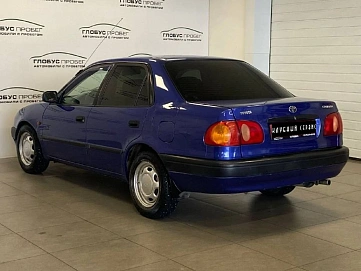 Toyota Corolla, 1998г, передний привод, механика