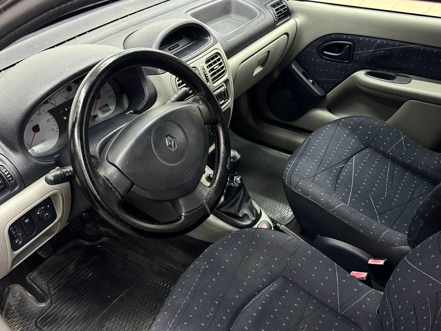 Renault , 2003г., передний привод, механика