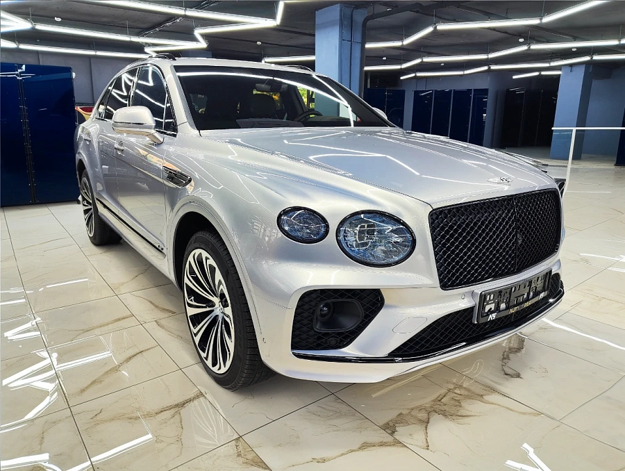 Bentley Bentayga, 2020г., полный привод, автомат