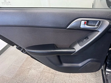 Kia Cerato, 2011г, передний привод, автомат