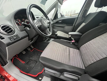 Suzuki SX4, 2010г, передний привод, механика