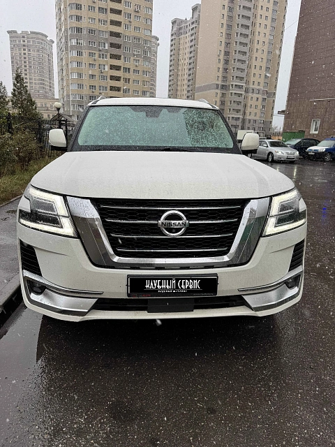 Nissan Patrol, 2012г., полный привод, автомат