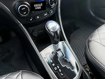 Hyundai Solaris, 2013г, передний привод, автомат