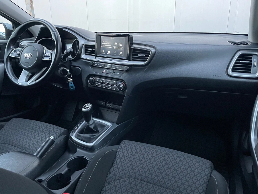 Kia Ceed, 2018г., передний привод, механика