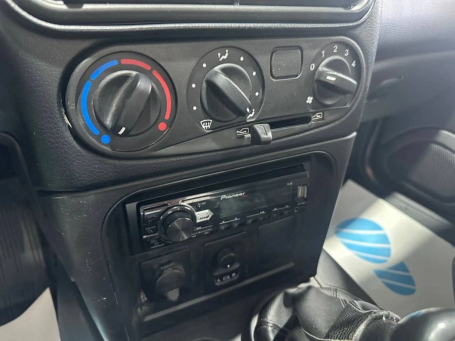 Chevrolet Niva, 2017г., полный привод, механика