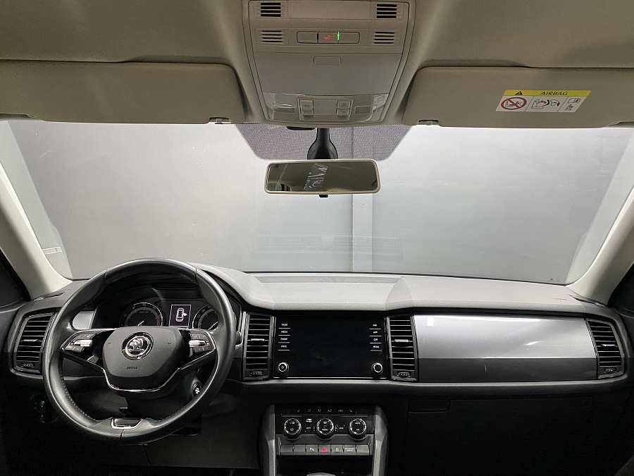 Skoda Kodiaq, 2020г., передний привод, робот
