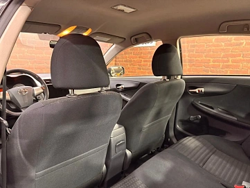Toyota Corolla, 2011г, передний привод, механика