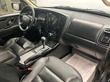 Ford Escape, 2008г, полный привод, автомат