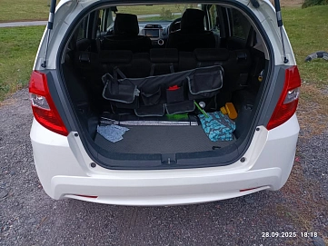 Honda Fit, 2012г, передний привод, вариатор