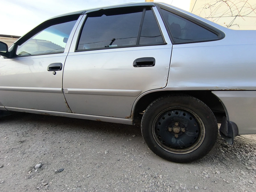 Daewoo Nexia, 2011г., передний привод, механика