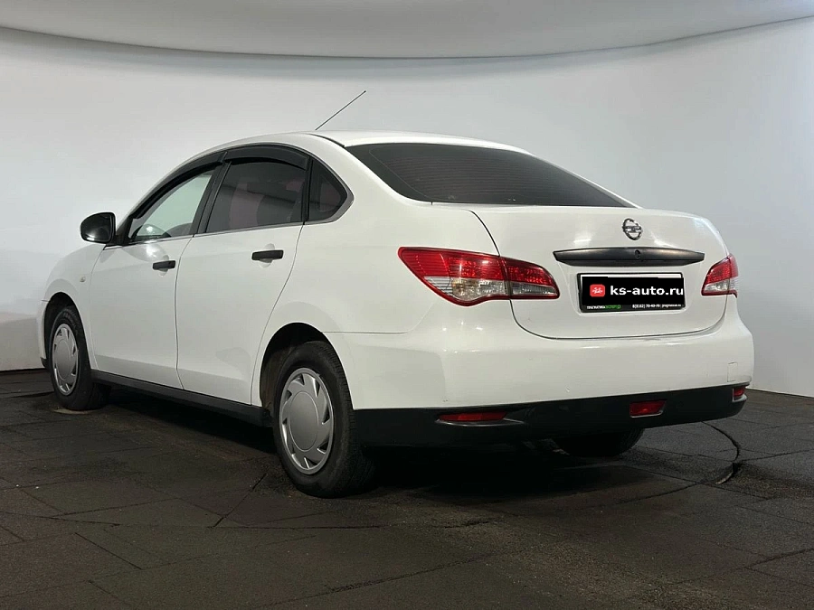 Nissan Almera, 2015г., передний привод, механика