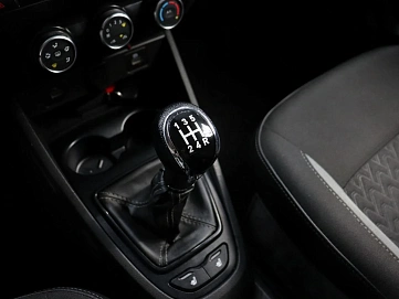 Lada (ВАЗ) Vesta, 2023г, передний привод, механика