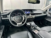 Lexus ES, 2015г., передний привод, автомат