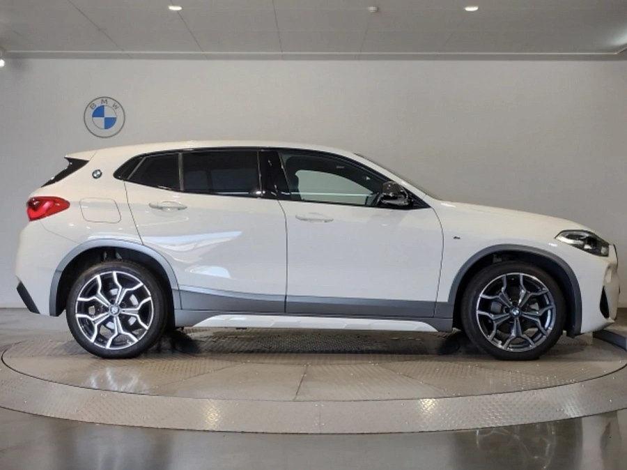 BMW X2, 2018г., передний привод, робот
