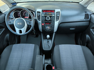 Kia , 2011г., передний привод, автомат