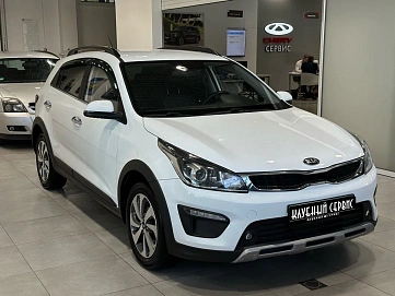 Kia , 2020г., передний привод, автомат