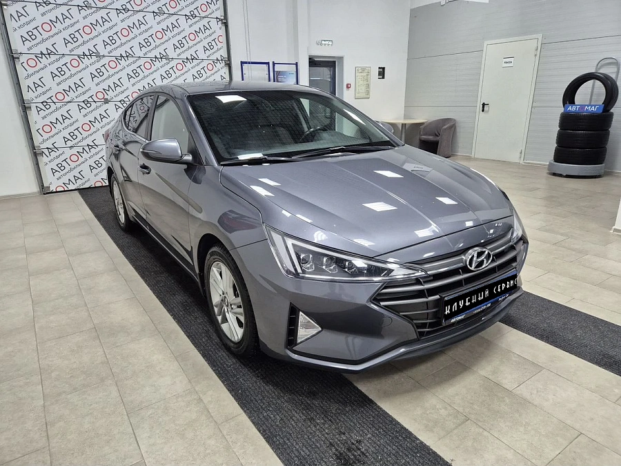 Hyundai Elantra, 2020г., передний привод, механика