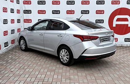 Hyundai Solaris, 2021г., передний привод, автомат