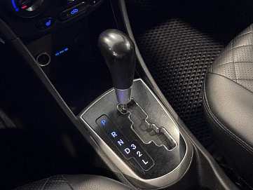 Hyundai Solaris, 2013г, передний привод, автомат