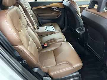 Volvo XC90, 2020г, полный привод, автомат