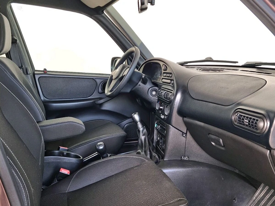 Chevrolet Niva, 2018г., полный привод, механика