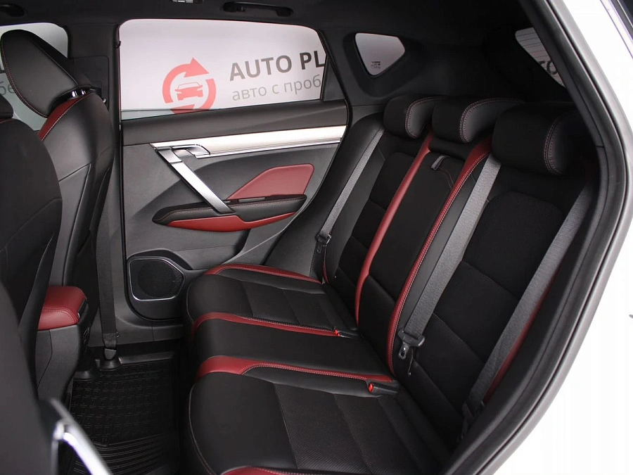 Geely Coolray, 2020г., передний привод, робот