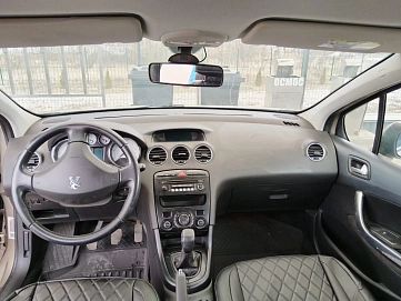 Peugeot 408, 2013г, передний привод, механика