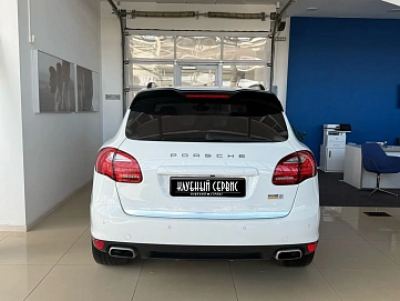 Porsche Cayenne, 2012г, полный привод, автомат