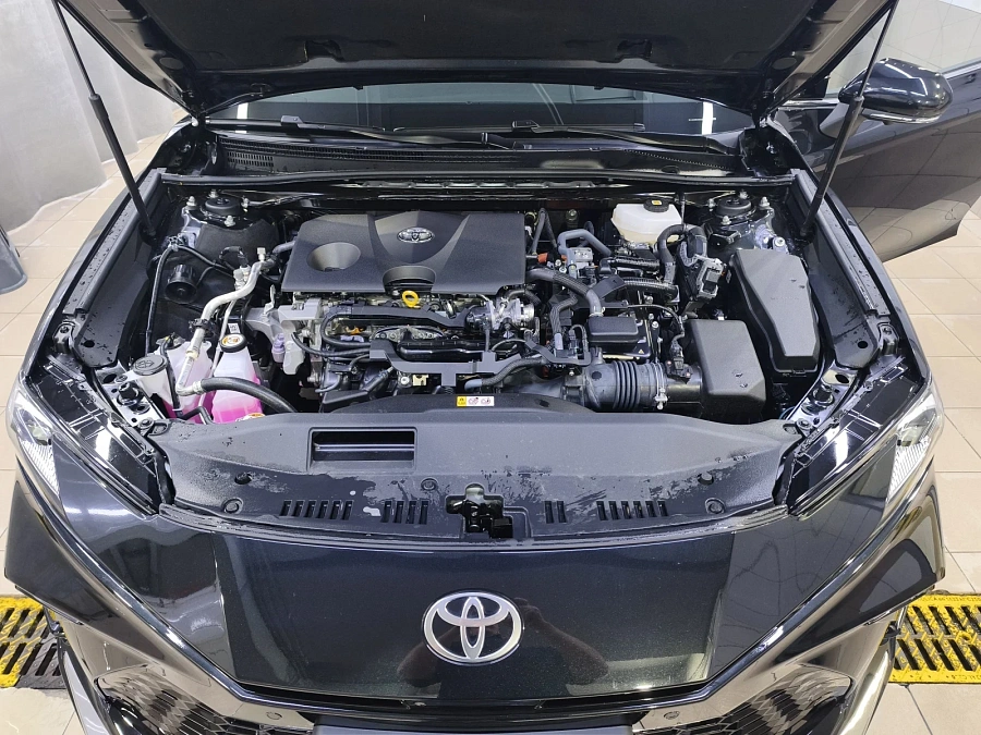 Toyota Camry, 2026г., передний привод, вариатор