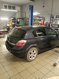 Opel Astra, 2006г, передний привод, механика