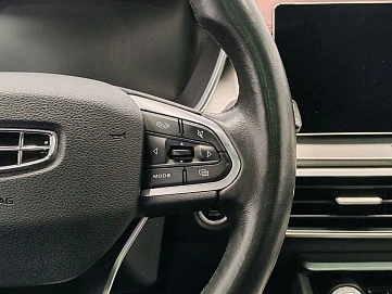 Geely Coolray, 2022г., передний привод, робот