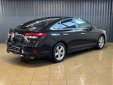 Hyundai Sonata, 2018г, передний привод, автомат