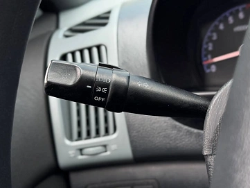 Hyundai Elantra, 2008г, передний привод, механика