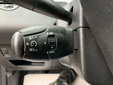 Peugeot 308, 2011г, передний привод, автомат