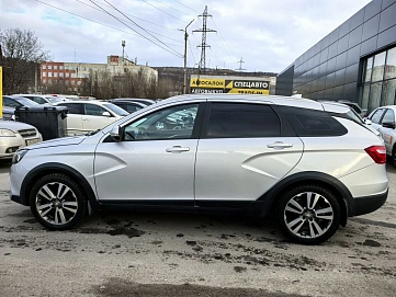 Lada (ВАЗ) Vesta, 2021г, передний привод, механика