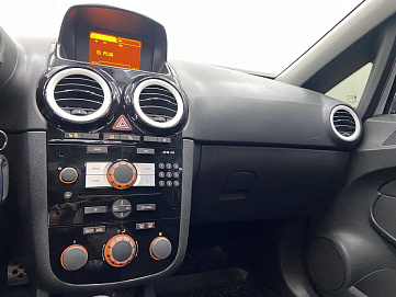 Opel Corsa, 2013г, передний привод, механика