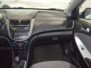 Hyundai Solaris, 2012г, передний привод, механика