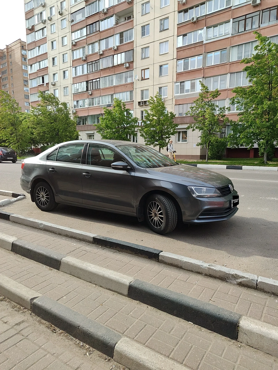 Volkswagen Jetta, 2015г., передний привод, автомат