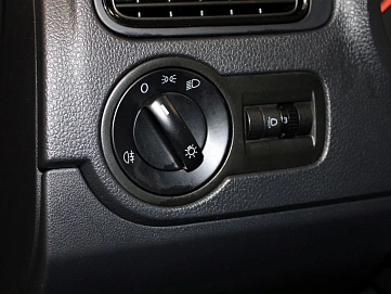 Volkswagen Polo, 2018г, передний привод, механика