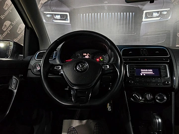 Volkswagen Polo, 2017г, передний привод, автомат