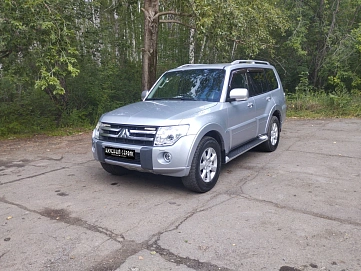 Mitsubishi Pajero, 2010г, полный привод, автомат