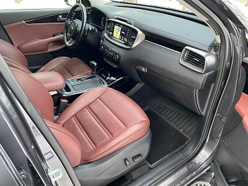Kia Sorento, 2016г, полный привод, автомат