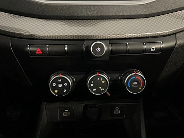 Lada (ВАЗ) Vesta, 2024г, передний привод, механика