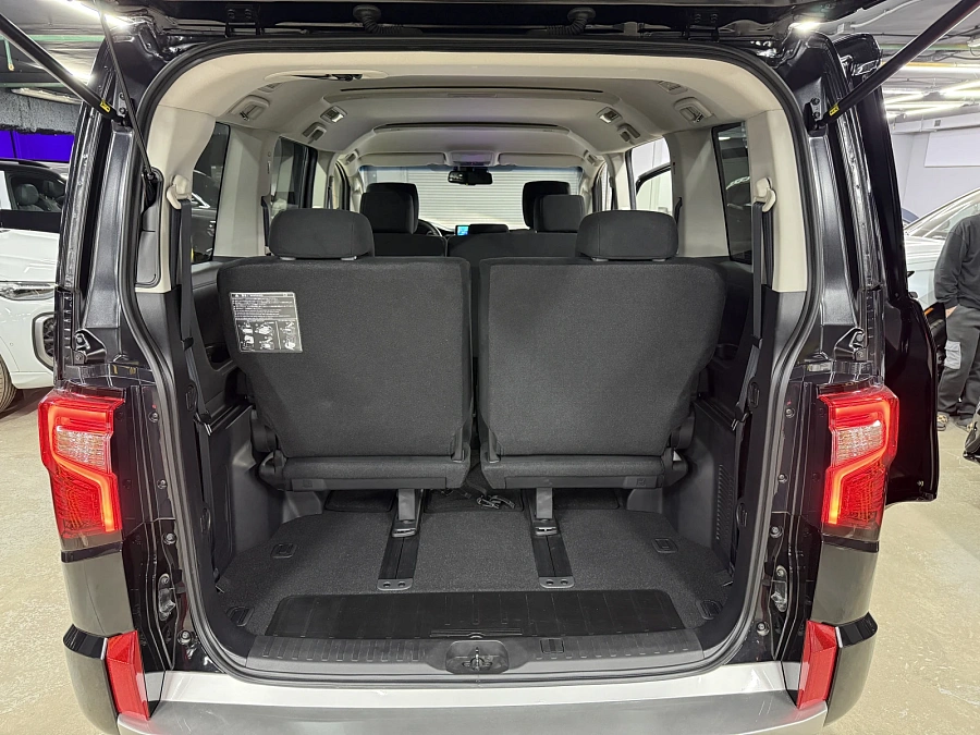 Mitsubishi Delica D:5, 2025г.