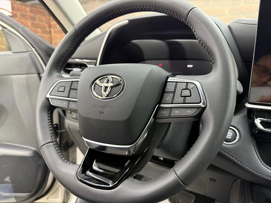 Toyota Highlander, 2025г., полный привод, автомат