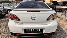 Mazda 6, 2010г., передний привод, автомат