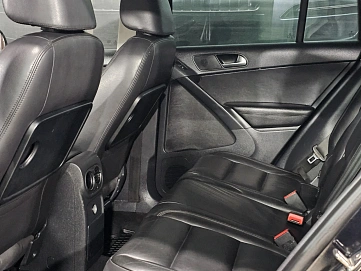 Volkswagen Tiguan, 2011г, полный привод, автомат