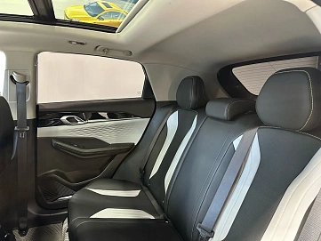 Geely Coolray, 2023г, передний привод, робот